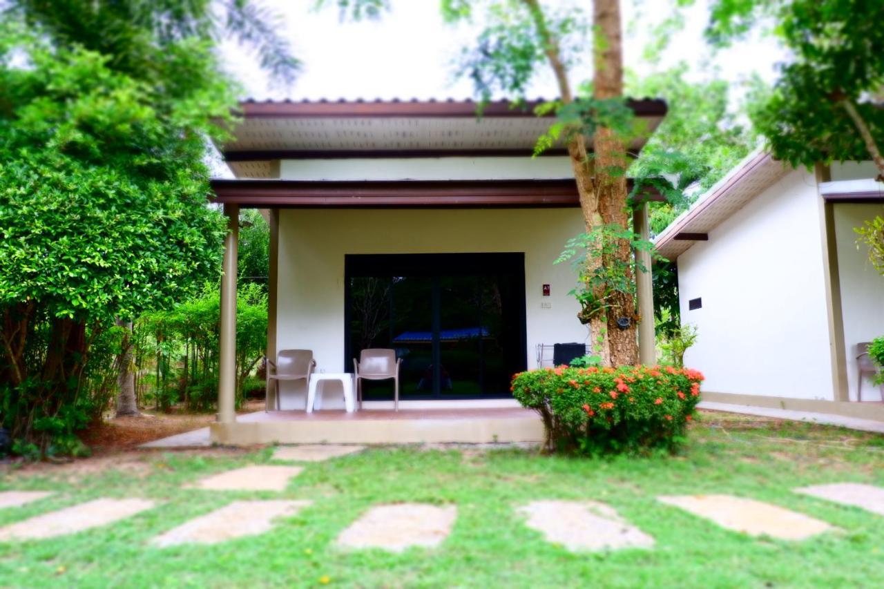 Saphli Villa Chumphon Εξωτερικό φωτογραφία